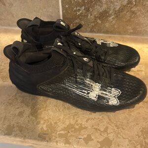 Under Armour Men's Blur Smoke 2.0 Molded Cleat Football Shoe